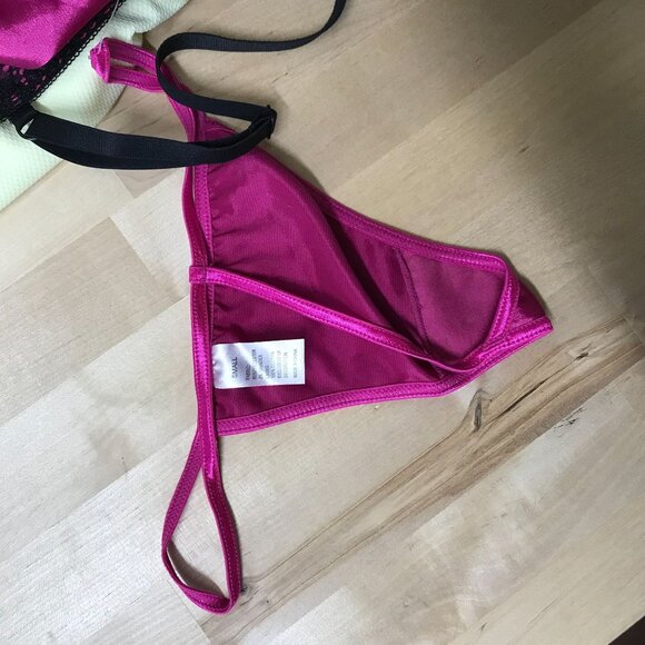 FREDERICKS OF HOLLYWOOD WOMEN'S SMALL -MAGENTA 2 PIECE LINGERIE SET - Picture 9 of 10